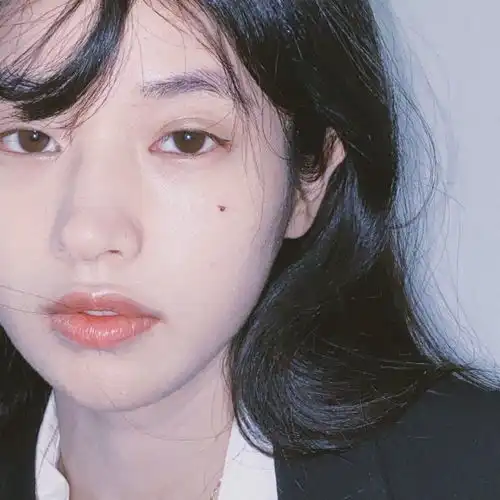 招桃花夏日温柔甜甜女生头像355