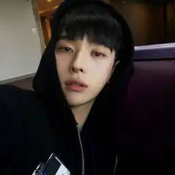 高大帅气男生yy头像超拽有魅力骗子随口说说傻子却当了真