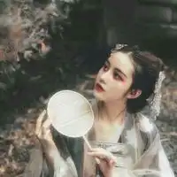 2020时尚微信头像古风女微信头像图片大全