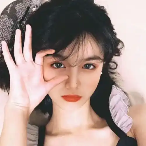 温柔甜美女生头像