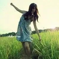 想知道这张头像是不是情侣头像如果是的话发另外一半女生的头像过来谢谢