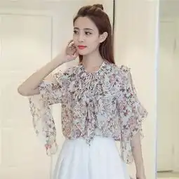 女人没胸没屁股不够吸引异性,那是不会这样穿