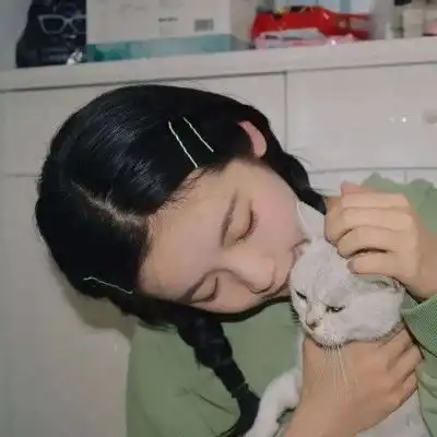 清新白月光女生头像