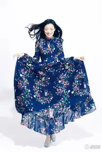 倪妮开年新封曝光圣诞少女长腿性感妩媚