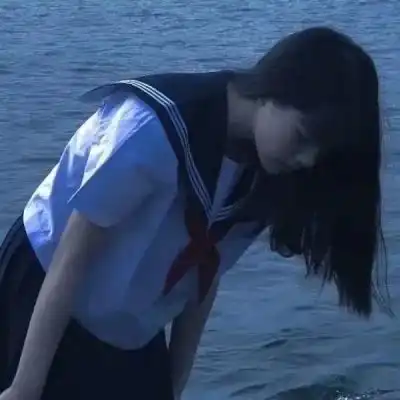 超好看的蓝色系女生头像
