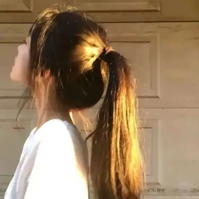 落日余晖待你而归阳光女头