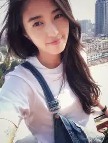 昔日国门赵丽娜有多美精致五官逆天长腿