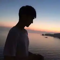 请问这张男头是情头吗