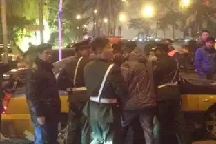 北京王府井持枪劫案蒙面男抢11块表劫车逃离现已被捕