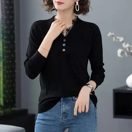 施悦名2021早秋新款现货竖坑条花边v领针织衫女纯色弹力羊毛修身气质女图片大全邮乐官方网站