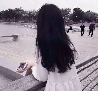 女人叫你哥哥是什么意思可能她是想告诉你这些
