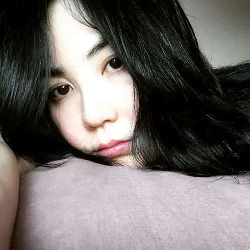 终于知道杨幂为何总是拍半边脸了,只有范冰冰毫不惧怕素颜出镜