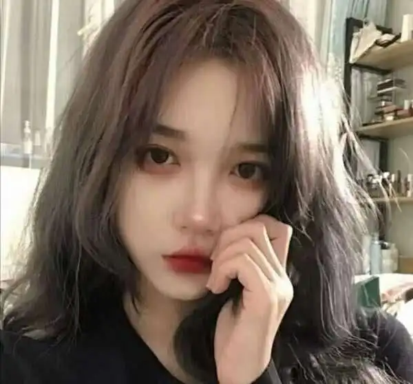全网超火烟火仙气女生头像超好看