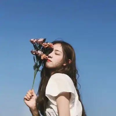 好看微信头像女生伤感,寂寞安静的女人