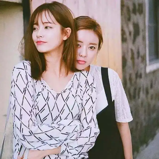 没有男朋友我还有你系列如何和闺蜜美美的拍照