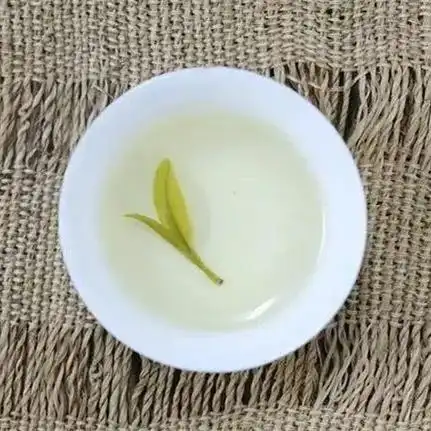 敬心爱的女人一杯茶,三八节快乐