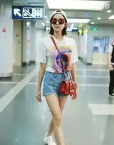 娱乐圈女明星短裤,赵丽颖长腿吸睛,杨幂时尚,江疏影清爽干净