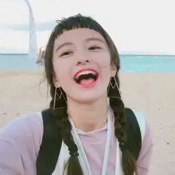 海边女生头像小清新侧脸正脸2019夏天最受欢迎的海边头像女生高清