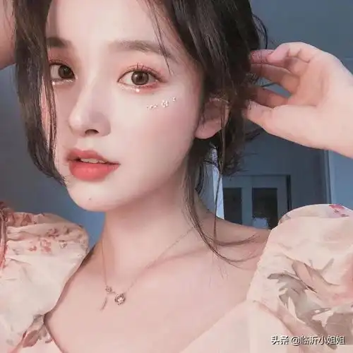 金娜熙,清纯唯美,颜值爆表的平面模特,超萌超水灵,太好看啦