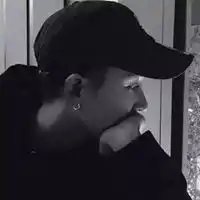 qq头像男生半脸男生半边脸的qq头像