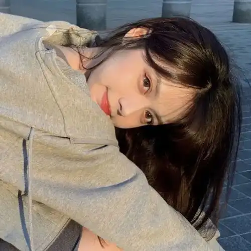 ins纯欲风女头