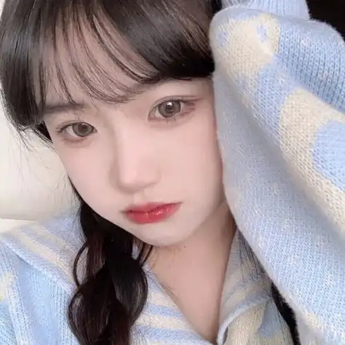 女生头像有秋天氛围感的头像