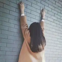 背影或者侧面女生头像