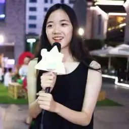 和很穷的男生谈恋爱是什么体验,第3位女生回答很现实,扎心