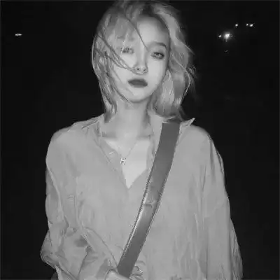 女生头像黑白图片2023最火爆