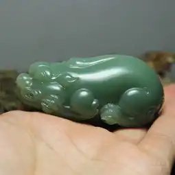 和田玉碧玉鸭蛋青粉青招财进宝旺运辟邪貔貅挂件