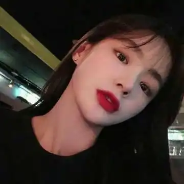 红唇夜色