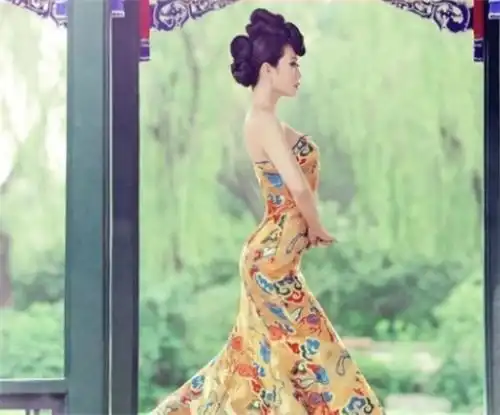 还记得s形的芙蓉姐姐吗如今身价上亿,43岁仍宛若少女