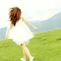 有韵味的女生意境头像和青春赛跑