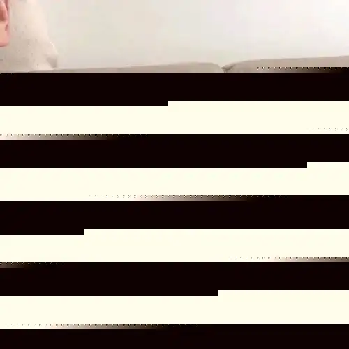都忘了咱俩多久没说话了,也快忘了当初为什么有那么多话跟你说风筝