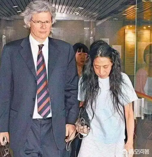 为什么有的年轻时很漂亮的女生,年老时很吓人