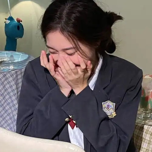 精选优质温柔小众好看的女生头像344