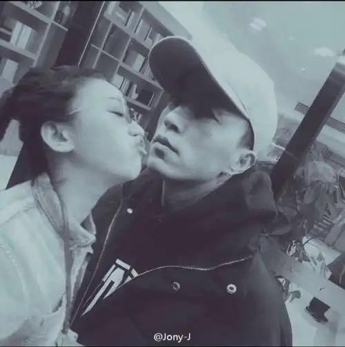 赵丽颖刘诗诗郑爽选谁交往嘻哈rapper齐称一个都不认识