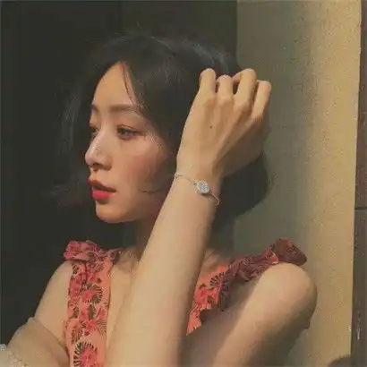 分手伤心的qq头像女生,被情绪反复折磨的女生