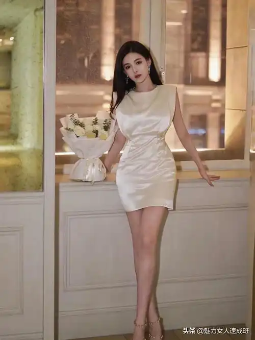 第155篇nicky纯情少女一字领抹胸法式连衣裙,气质甜美温柔风