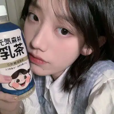 女生头像只想做个小女孩