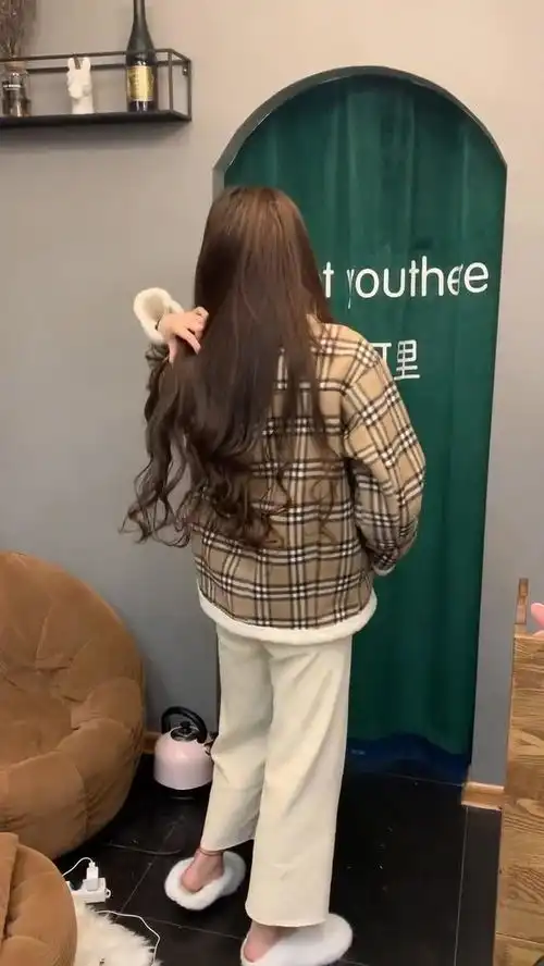要不你来做一天女孩子,感受每滴眼泪的来龙去脉,爱我所爱,懂我悲哀