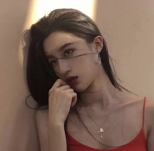 女生头像气质高冷