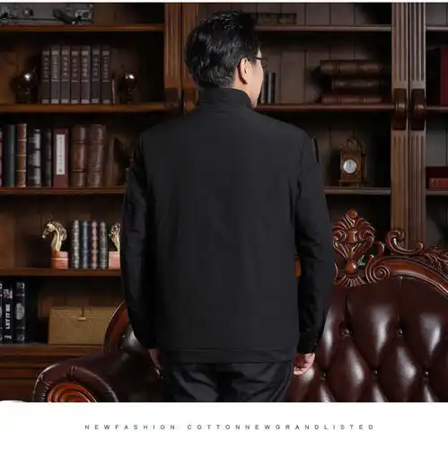 洋湖轩榭男士秋冬加绒加厚夹克2019新款中老年父亲上衣立领男外套a