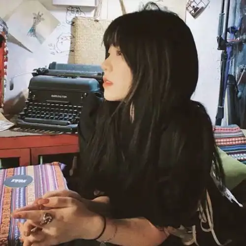 复古女头你说明天见我从凌晨就开始期待