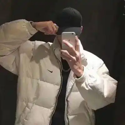 挡脸男