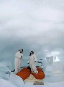 河南奇葩水果浴边泡边吃秒杀日本特色温泉