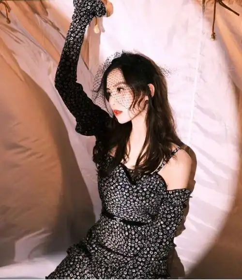 刘诗诗知性温柔,大家闺秀的气质,美丽动人