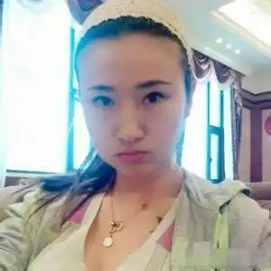 20岁退役的她是因男朋友去世多了一份爱却少了一棵篮球好苗组图