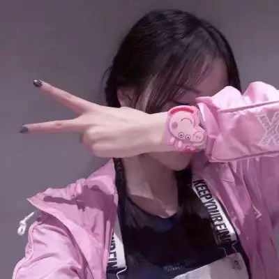 剪刀手头像女生图片可爱剪刀手挡脸高清头像