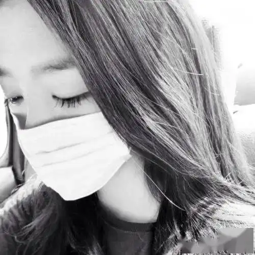 写给自己的高冷超拽句子,卑微爱人,不如高调宠己